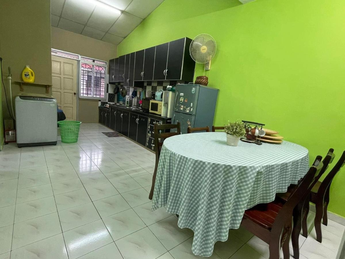 Homestaymuslim Di Teluk Intan Eksteriør billede