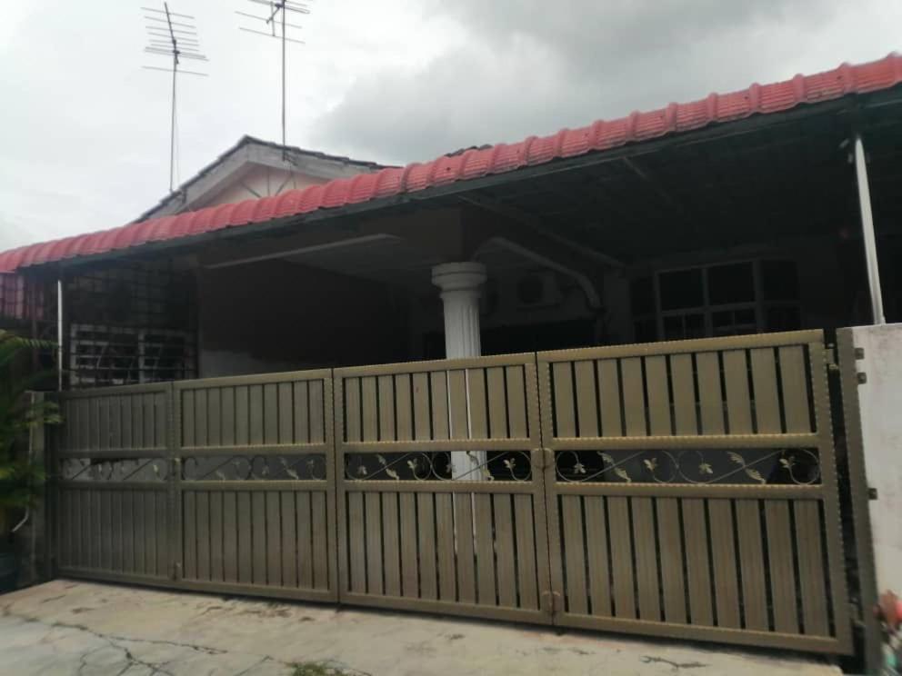 Homestaymuslim Di Teluk Intan Eksteriør billede